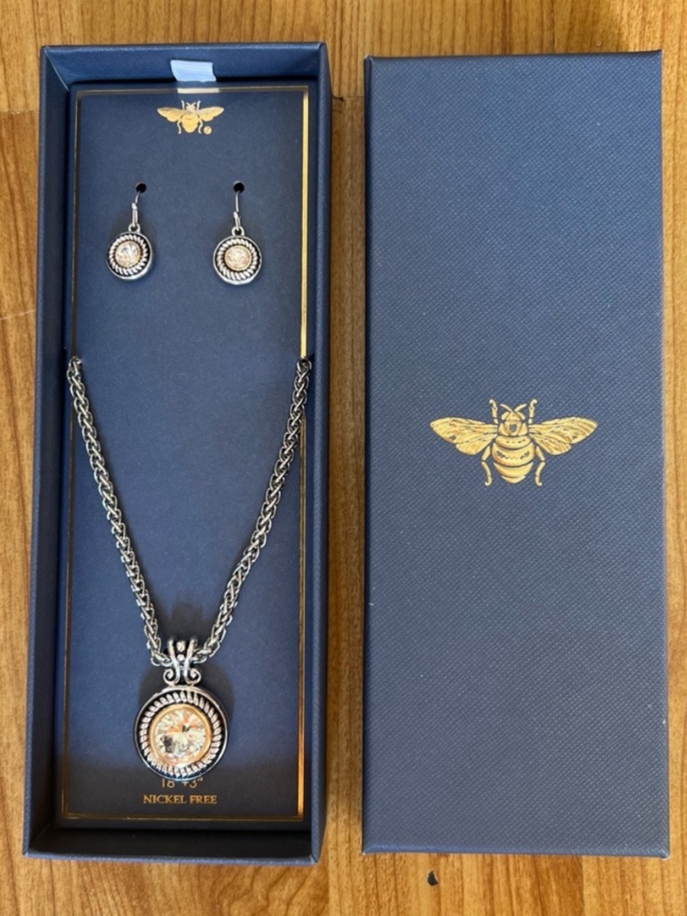Bee Motif Necklace & Earring Set
